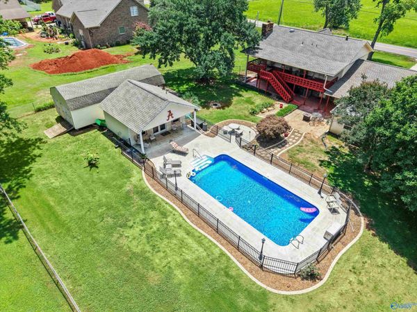 233 West Limestone Road, Hazel Green, AL 35750