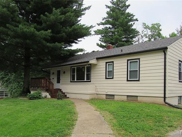 903 McPherson Avenue, Alton, IL 62002