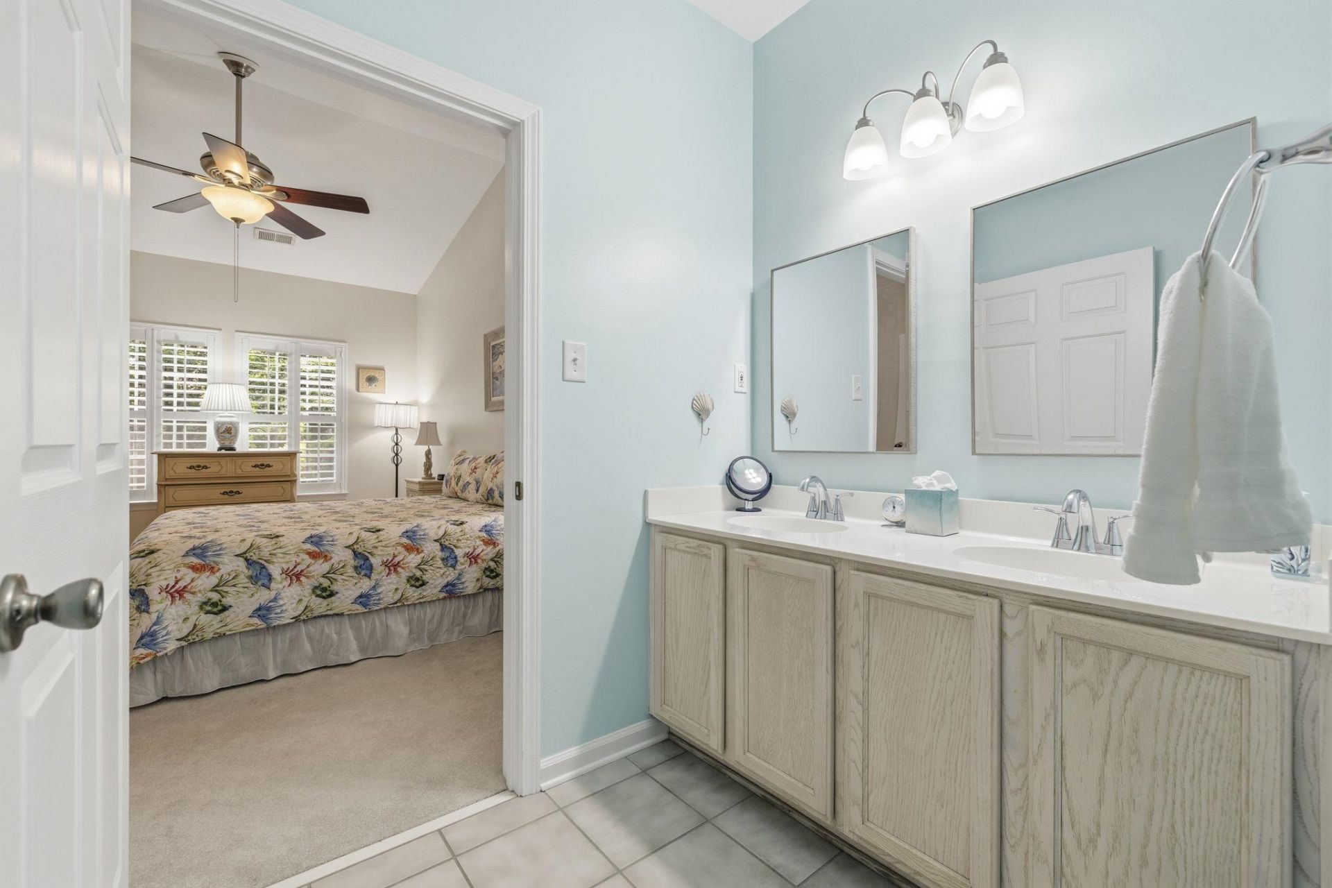 744 Pinehurst Ln. Photo 20