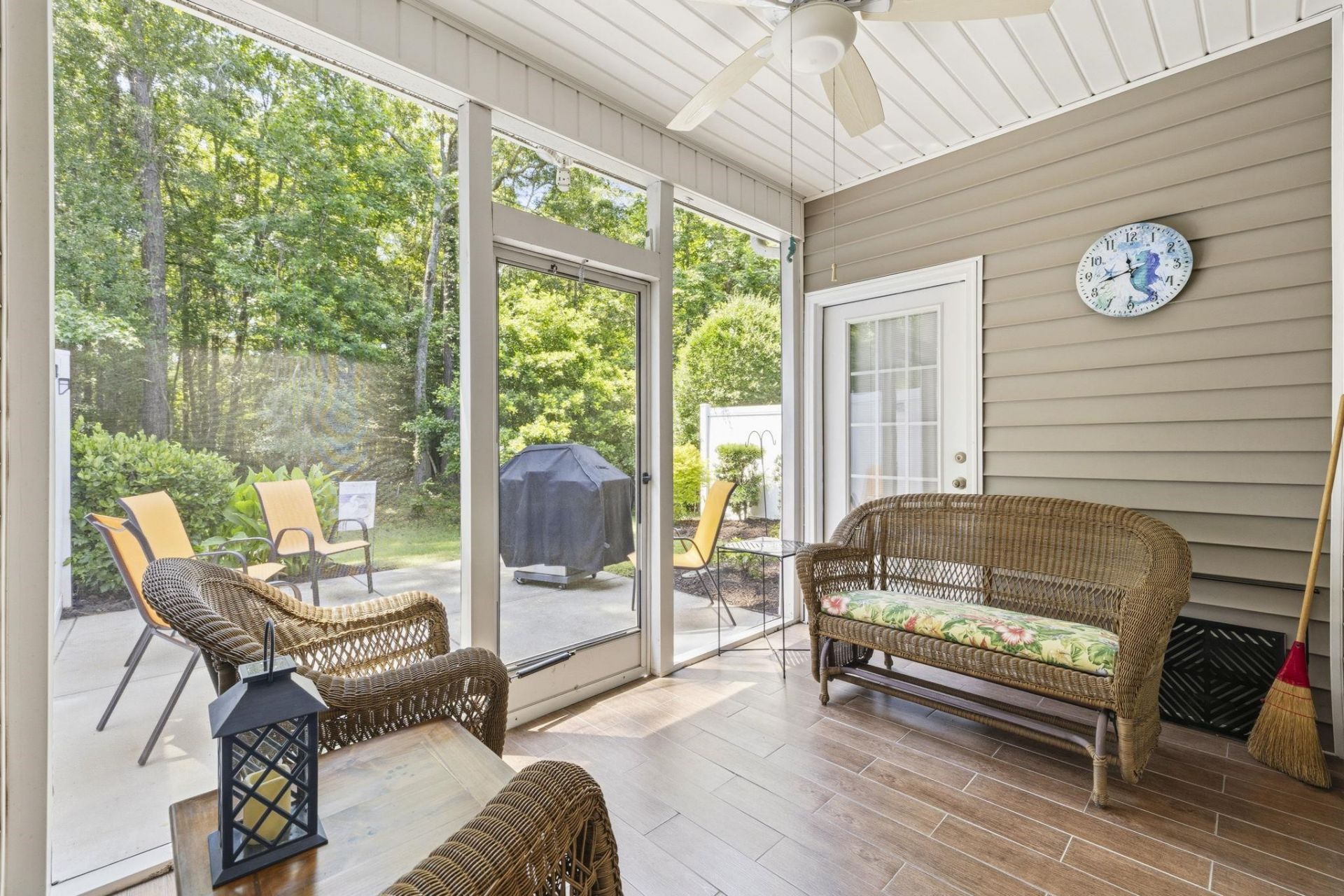 744 Pinehurst Ln. Photo 30