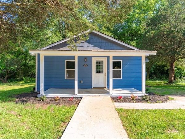 808 Davis Street , Monroe, GA 30655