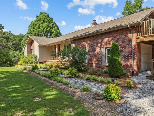3438 Highway 13 N , Waverly, TN 37185