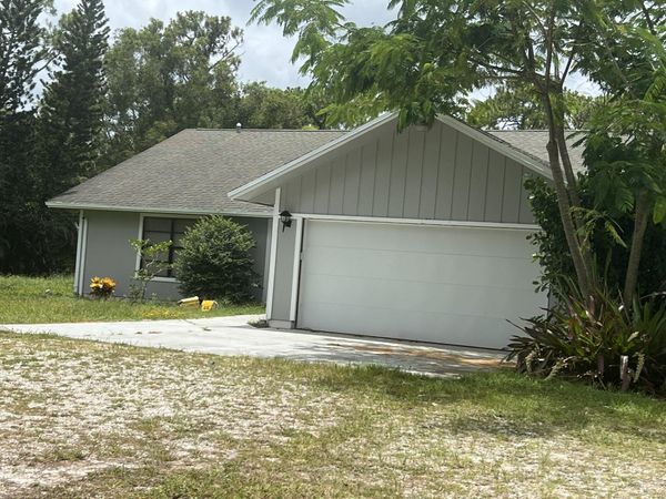 4811 N 122nd Dr Drive N, The Acreage, FL 33411
