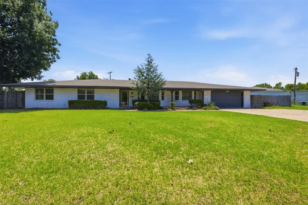 1637 Pecan Avenue, Norman, OK 73072 Main Photo