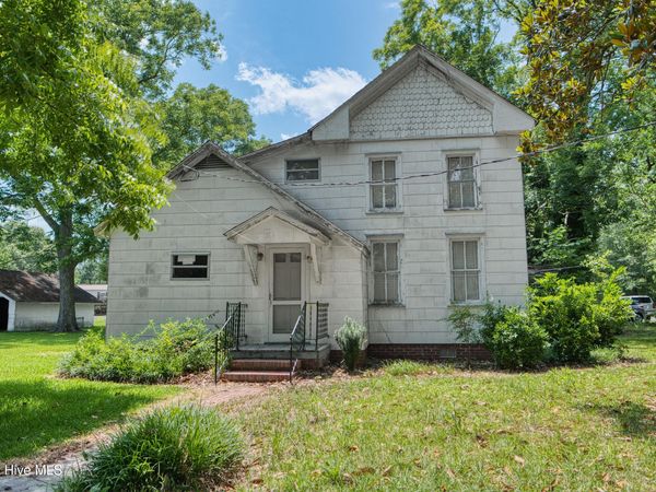 303 Boush Street, Roper, NC 27970