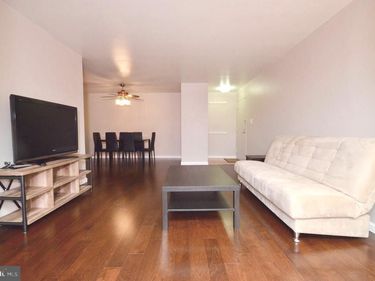 561 FLORIDA AVNUE, Unit 103, HERNDON, VA 20170