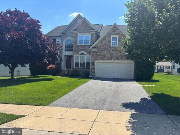 2542 BROWNSTONE COURT, DOVER, PA 17315