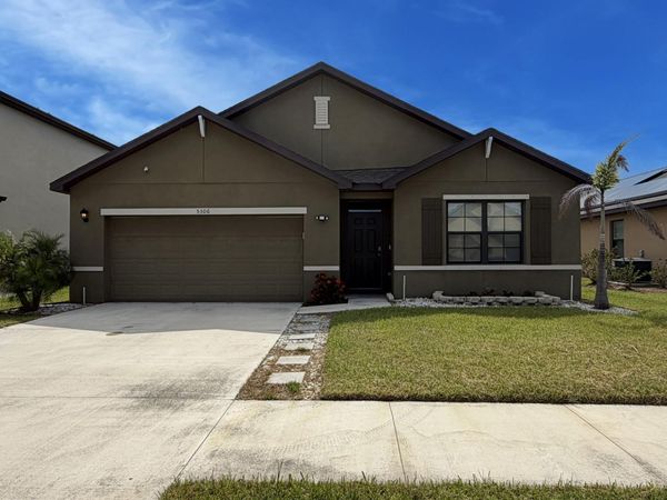 5306 Entertainment Way, Fort Pierce, FL 34947