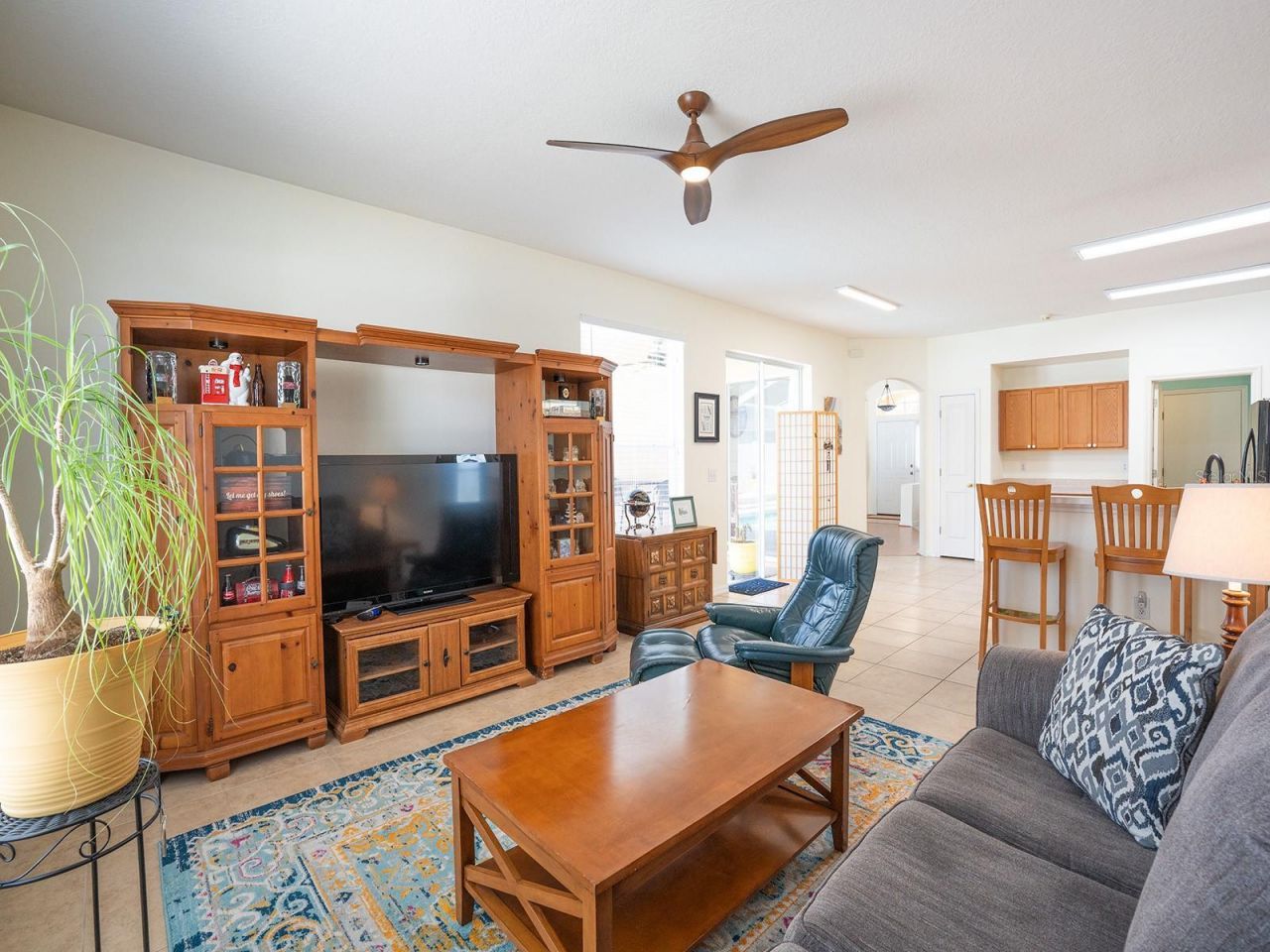 10501 Ashley Oaks Drive , Riverview, FL 33578 Photo