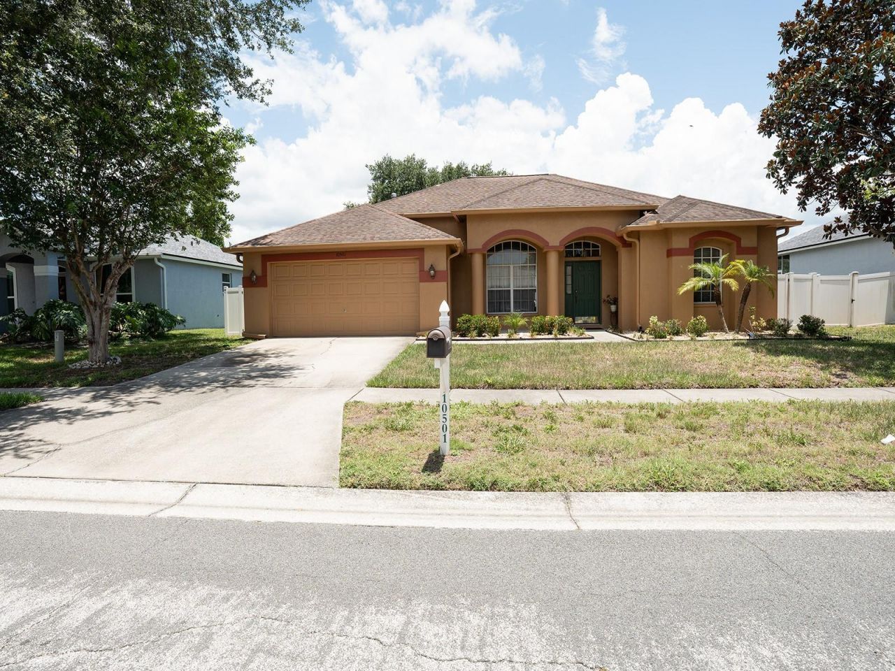 10501 Ashley Oaks Drive , Riverview, FL 33578 Photo