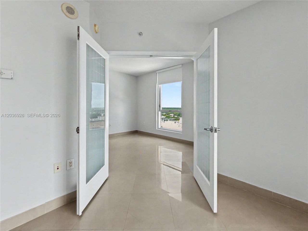 9055 SW 73rd Ct , Unit 1004, Pinecrest, FL 33156 Photo