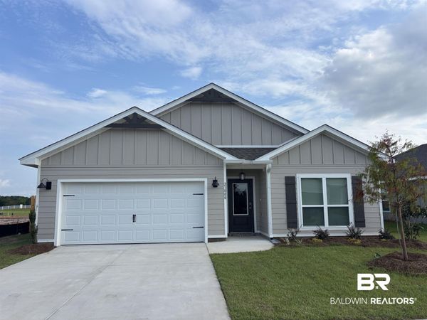 21000 Gibson Avenue, Robertsdale, AL 36567