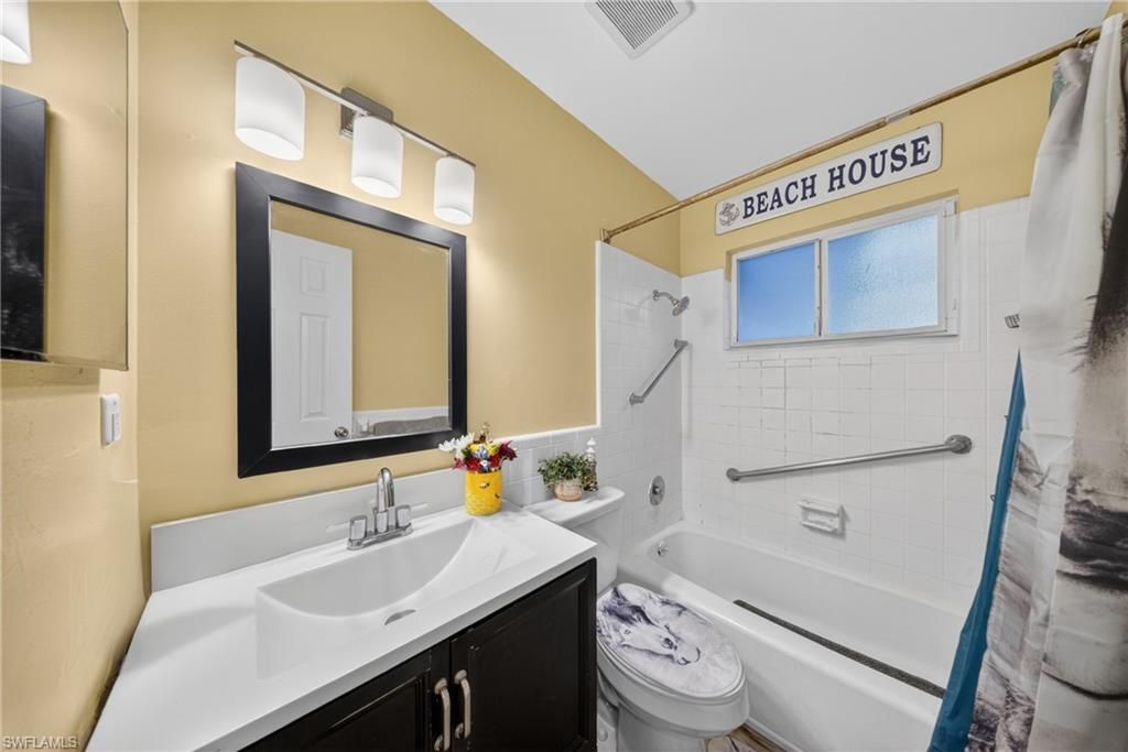 208 Redcliff Ave , Lehigh Acres, FL 33936 Photo