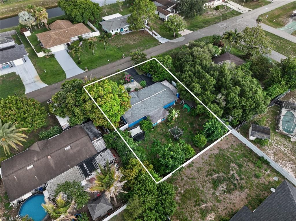 208 Redcliff Ave , Lehigh Acres, FL 33936 Photo
