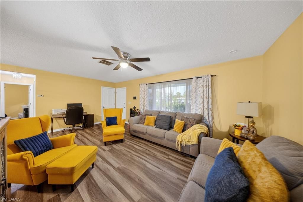 208 Redcliff Ave , Lehigh Acres, FL 33936 Photo