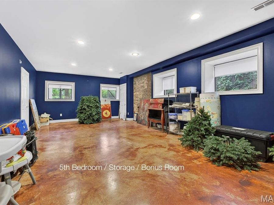 Property Image 76