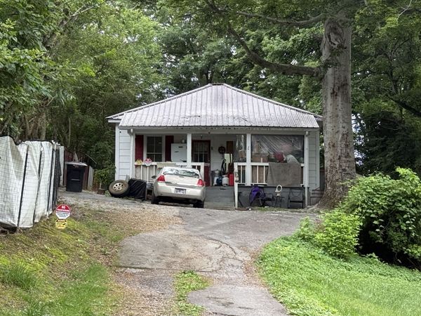 304 S Franklin St , Tullahoma, TN 37388