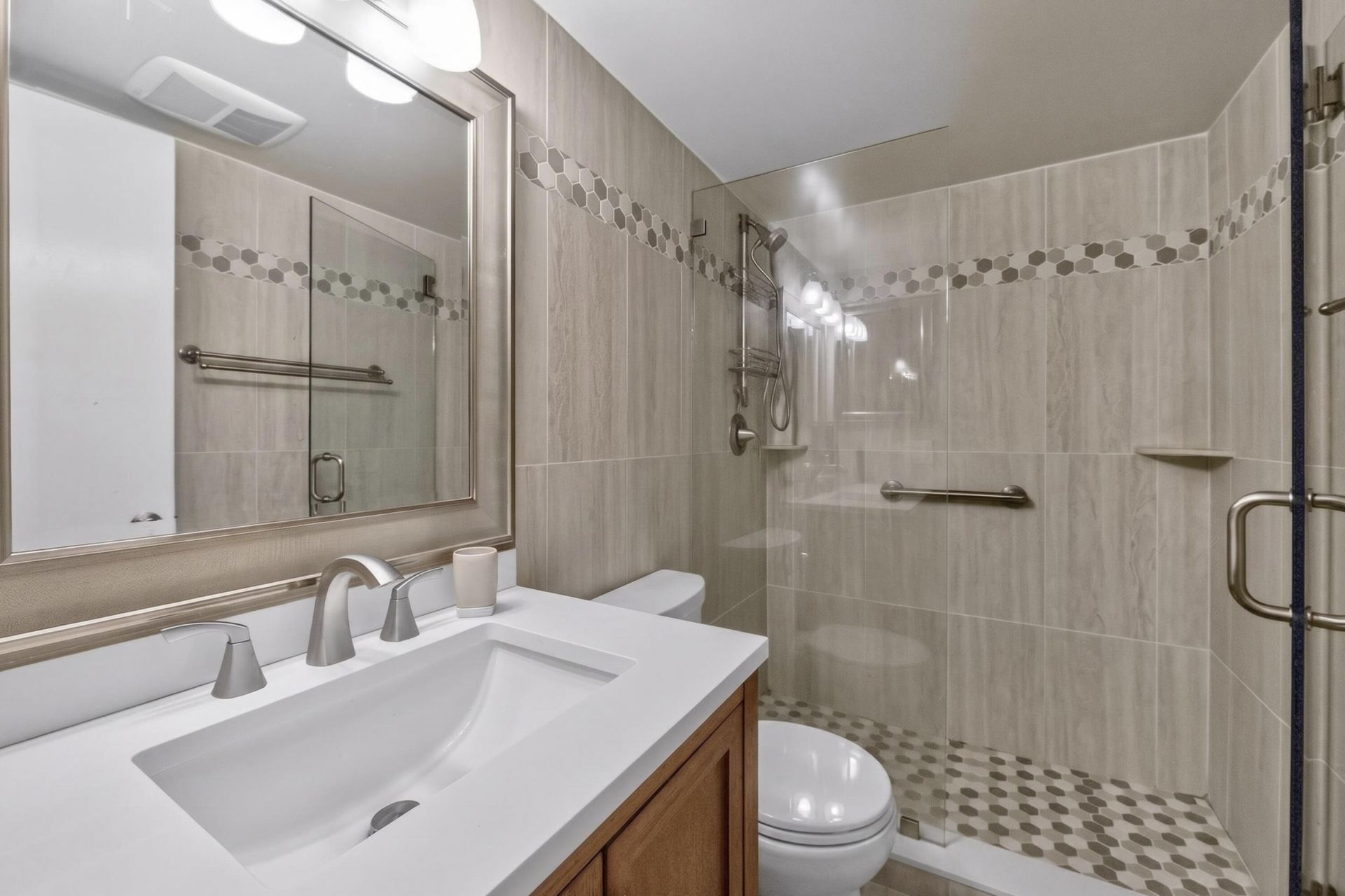 2002 Berkshire A, Unit 2002, Deerfield Beach, FL 33442 Photo