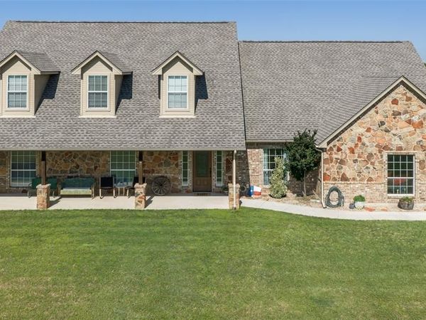 724 Zion , Rhome, TX 76078