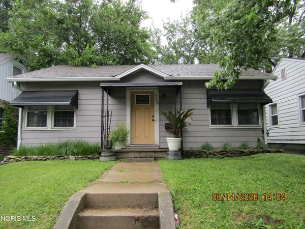 3168 Douglas Road , Toledo, OH 43606