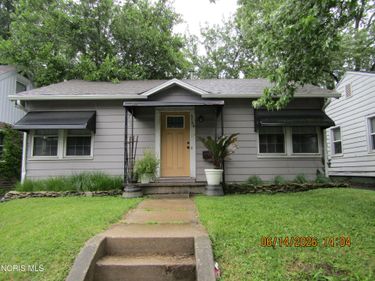 3168 Douglas Road, Toledo, OH 43606