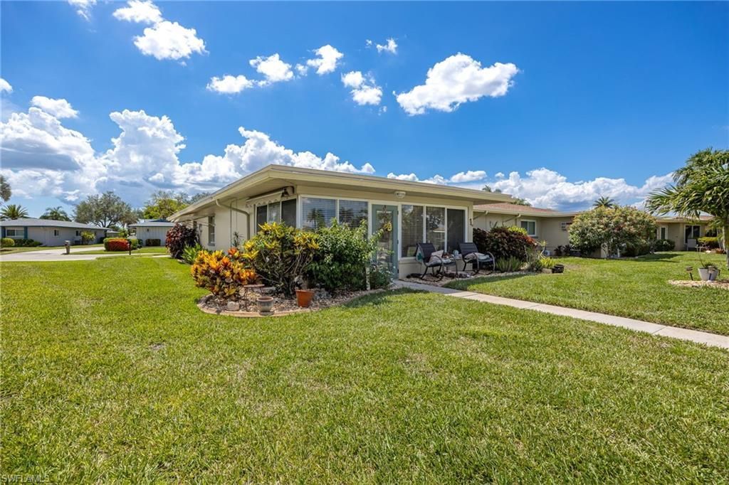 5585 Hamlet Ln, Fort Myers, FL 33919 Photo