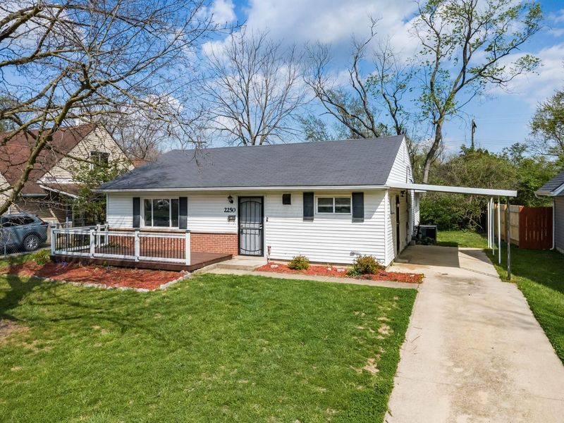 2250 Brentnell Avenue , Columbus, OH 43211 Photo 3