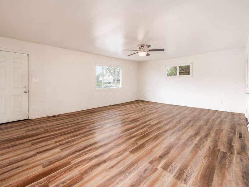 2250 Brentnell Avenue , Columbus, OH 43211 Photo 6