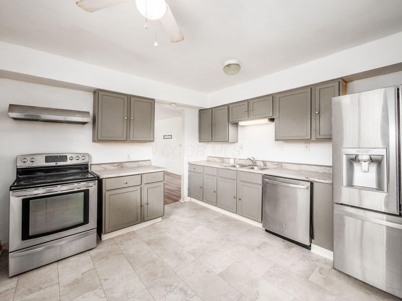 2250 Brentnell Avenue , Columbus, OH 43211 Photo 7