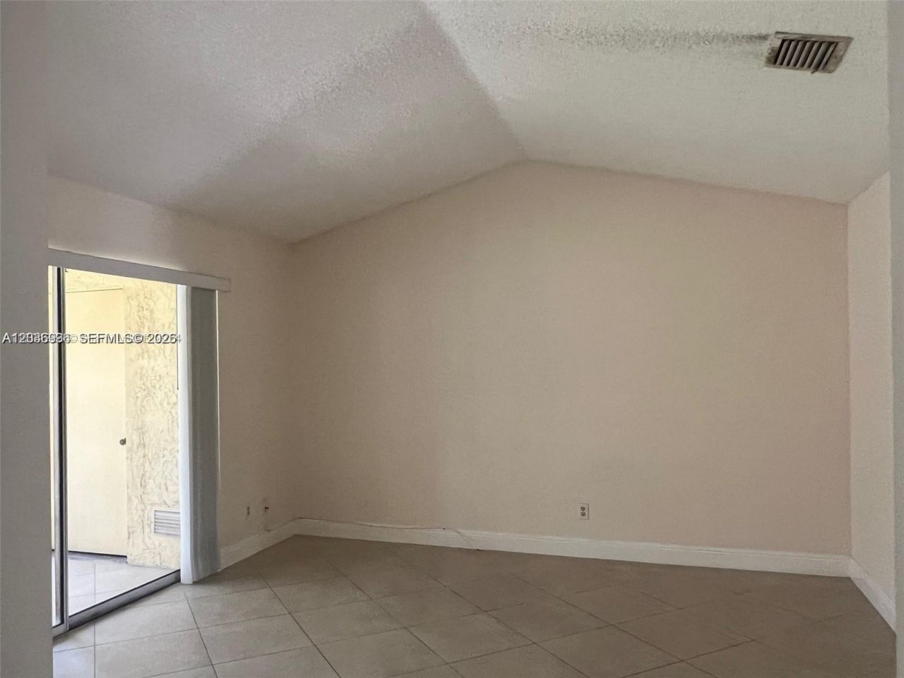 937 Coral Club Dr, Unit 937, Coral Springs, FL 33071 Photo