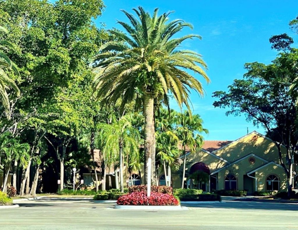 937 Coral Club Dr, Unit 937, Coral Springs, FL 33071 Photo