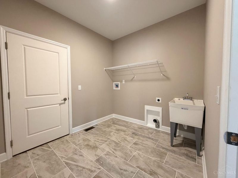 6723 Daniels Walk, Cincinnati, OH 45233 Photo 16