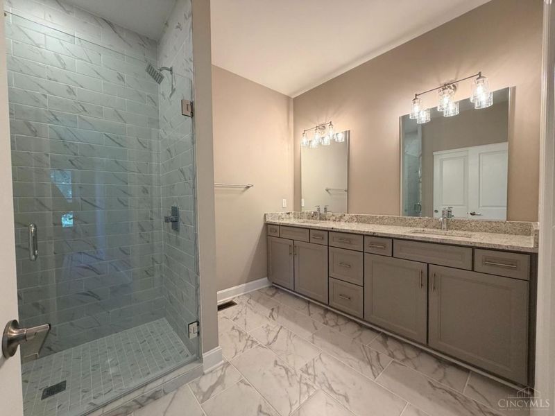 6723 Daniels Walk, Cincinnati, OH 45233 Photo 19