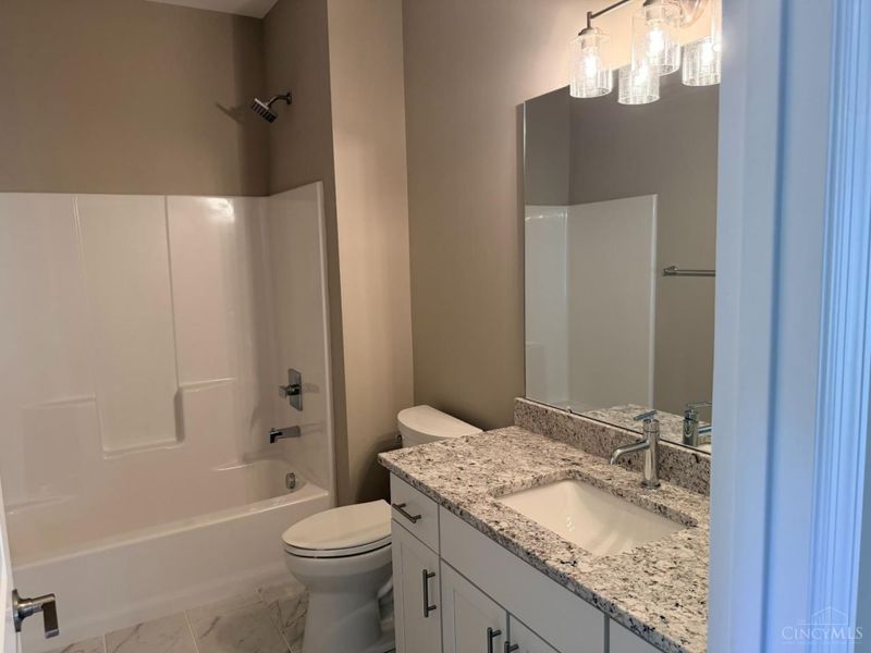6723 Daniels Walk, Cincinnati, OH 45233 Photo 8