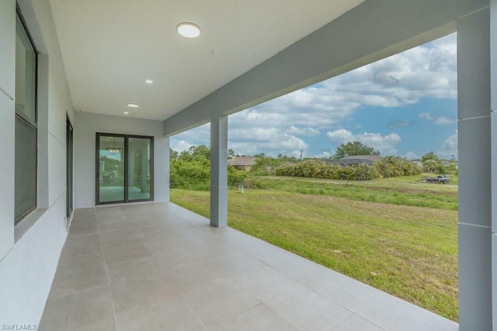 5054 Benton St, Lehigh Acres, FL 33971 Photo