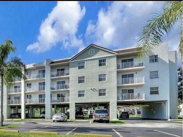 8200 SW 210th St , Unit 304, Cutler Bay, FL 33189