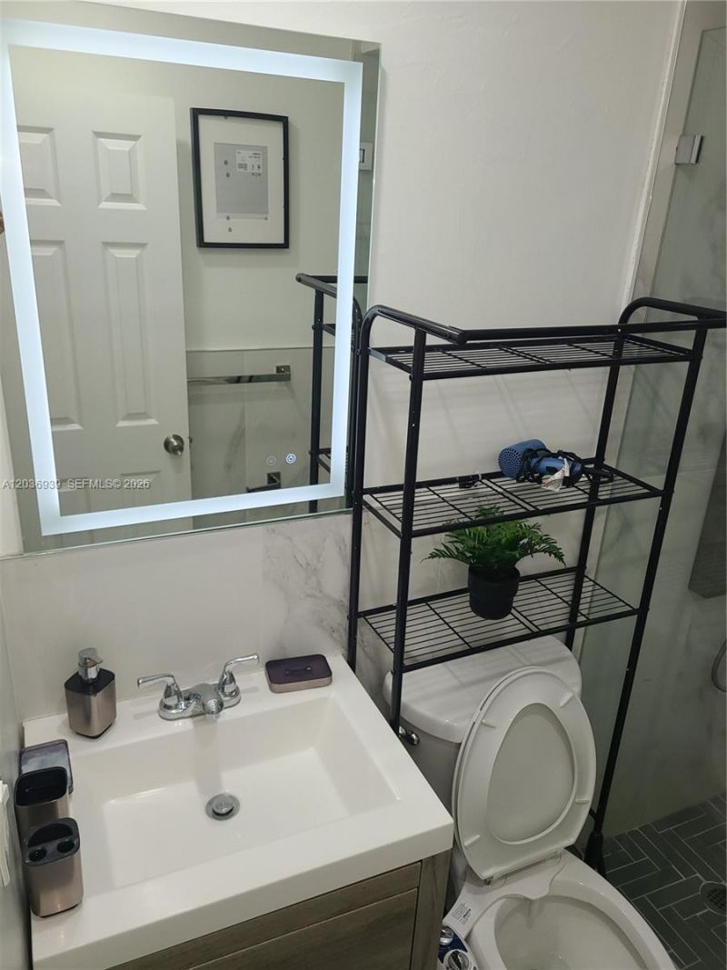 168 NW 32nd St, Unit 6, Miami, FL 33127 Photo