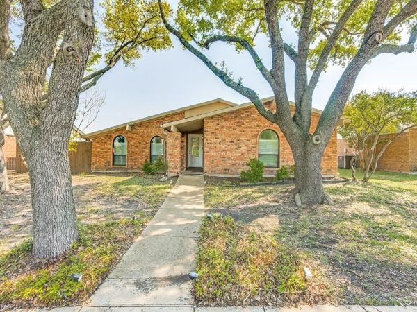 4506 Freeport Drive , Garland, TX 75043