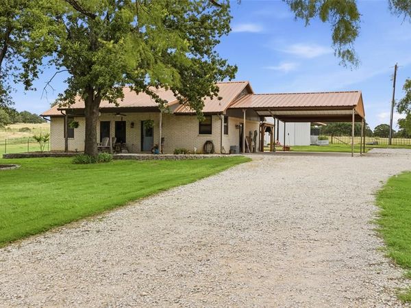 146 Private Road 1525 , Bridgeport, TX 76426