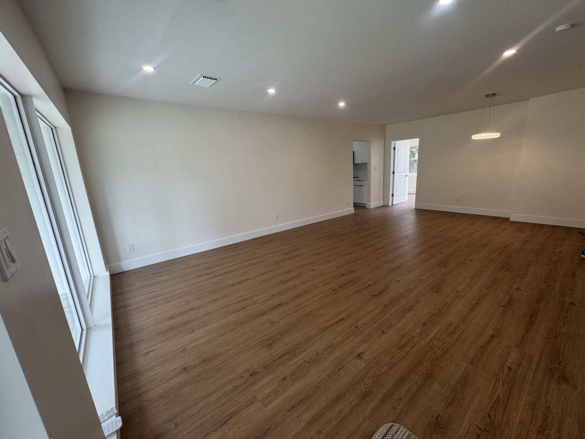 725 NE 160th Terrace, Miami, FL 33162 Photo
