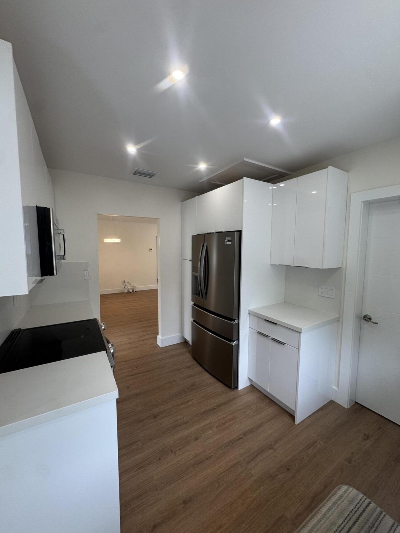 725 NE 160th Terrace, Miami, FL 33162 Photo