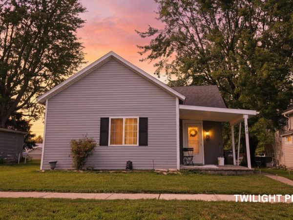 210 W Montford Avenue, Ada, OH 45810