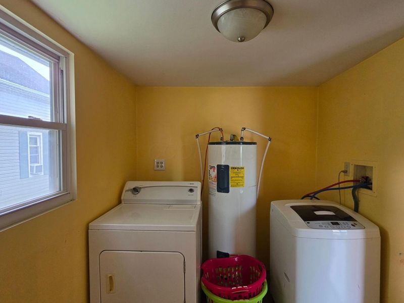 210 W Montford Avenue, Ada, OH 45810 Photo 17