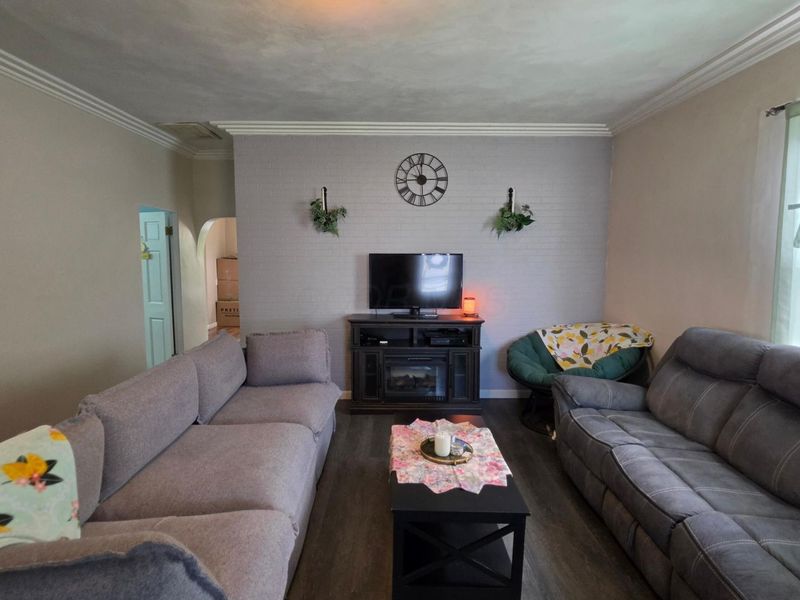 210 W Montford Avenue, Ada, OH 45810 Photo 5