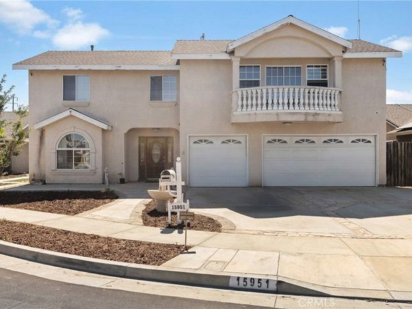 15951 Willett Lane, Huntington Beach, CA 92647