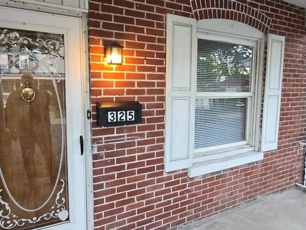 325 W SPRING STREET , FRACKVILLE, PA 17931