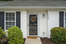1363 Pinnacle Lane photo 4