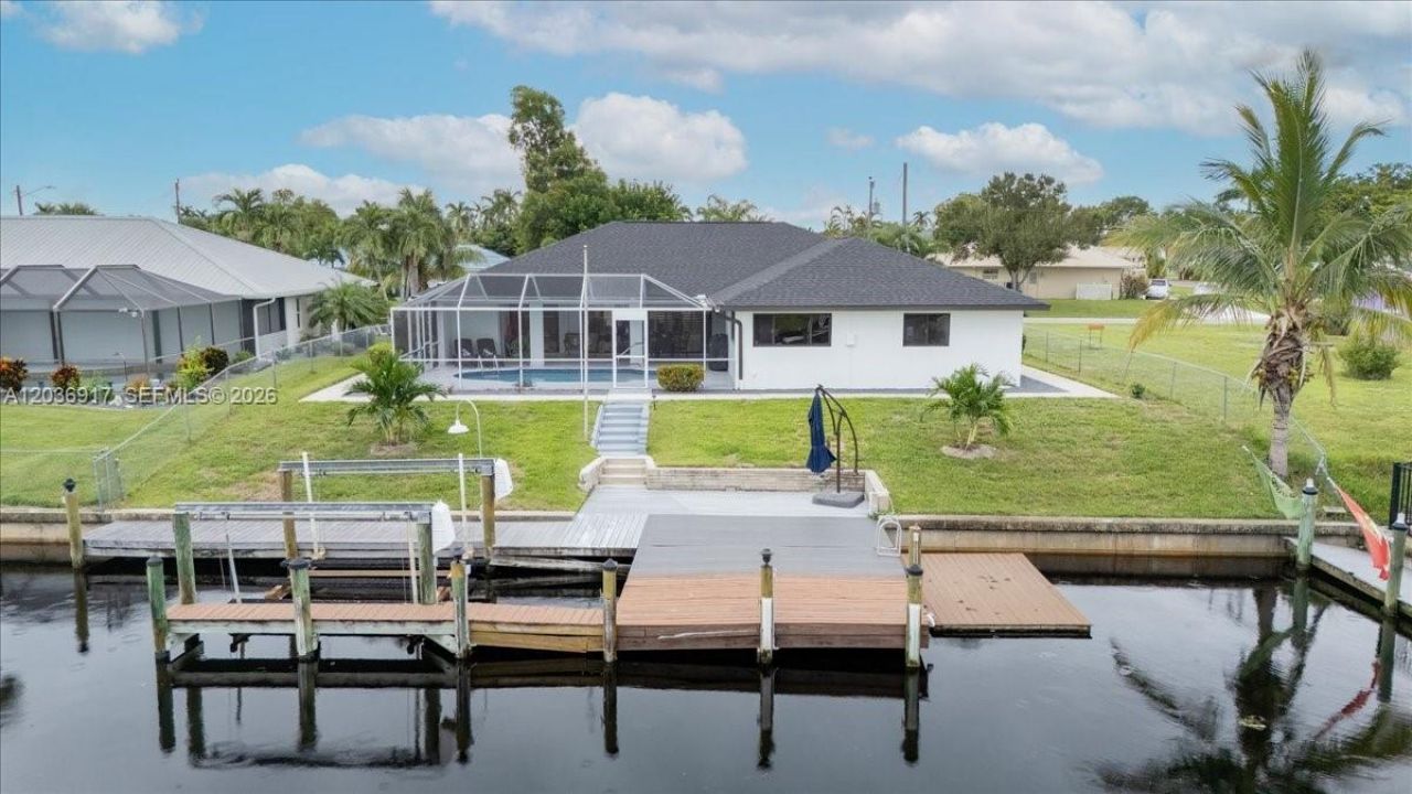 3728 SE 18 Ave, Cape Coral, FL 33904 Photo