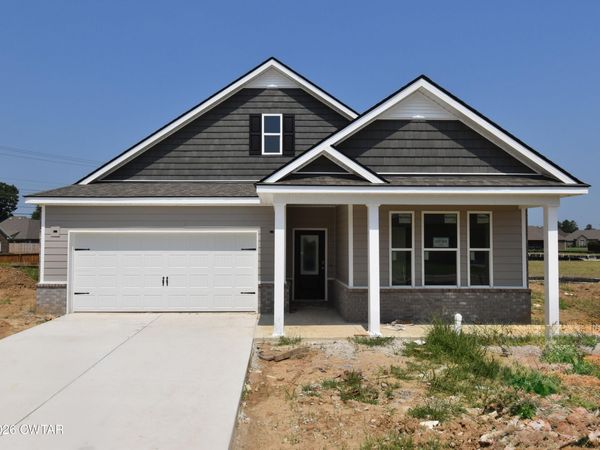 48 Kings Gate Cove, Jackson, TN 38305
