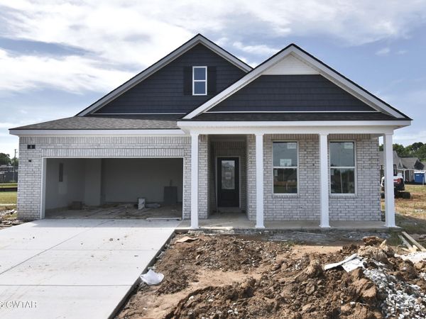 6 Goldstream Drive , Jackson, TN 38305
